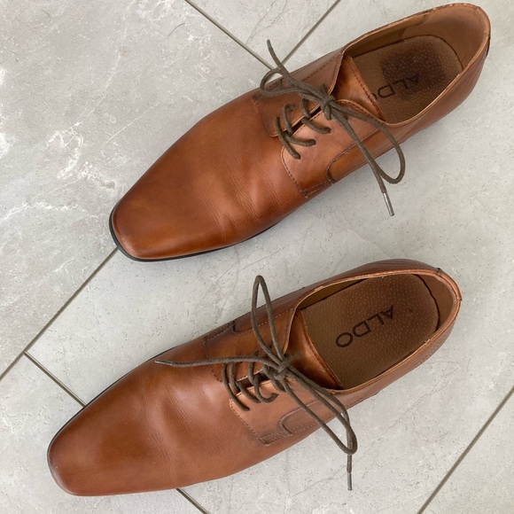 Rarely worn - Picture 6 of 11